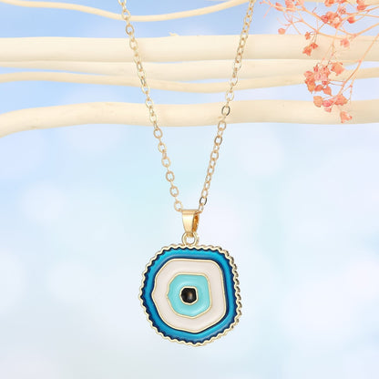 Alluring Evil Eye Round Pendant Necklace - 5 Colors