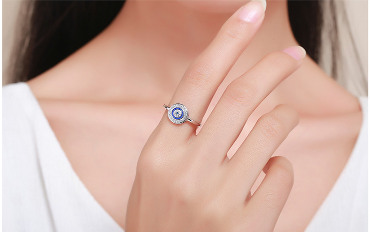 Stunning Devil's Eye Sterling Silver Ring